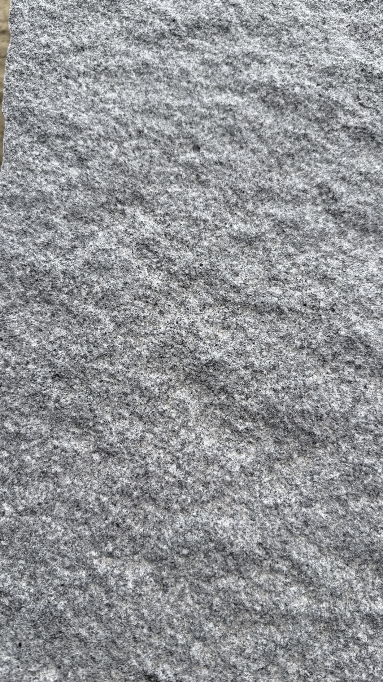 Split face Aji stone surface